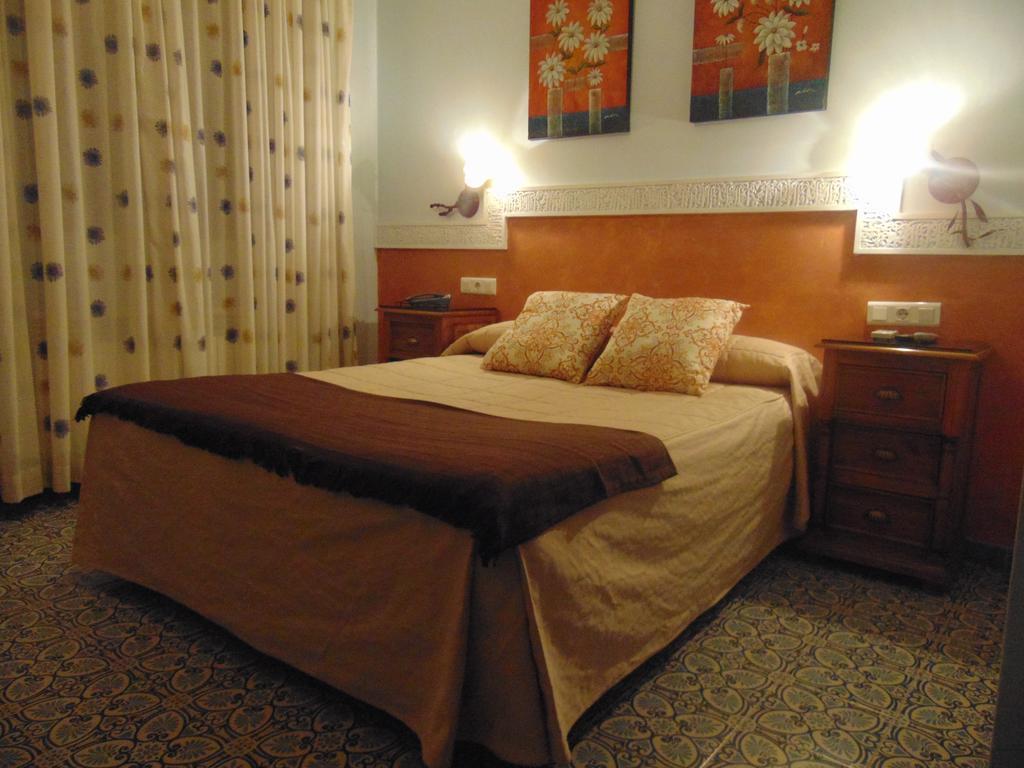 Hotel Sierra De Araceli Lucena Ngoại thất bức ảnh